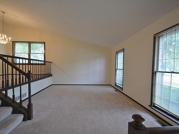 4th image of 1106 Keating Dr