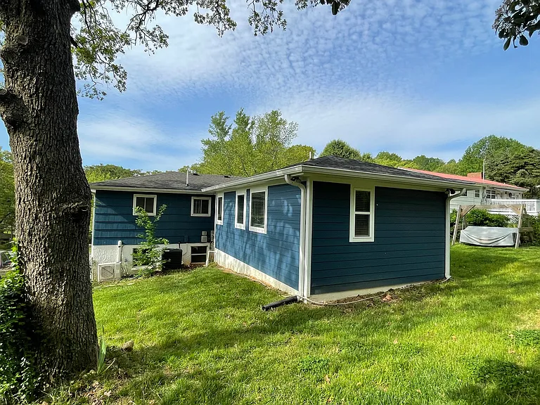 1341 Cloverdale Cir — Photo 33