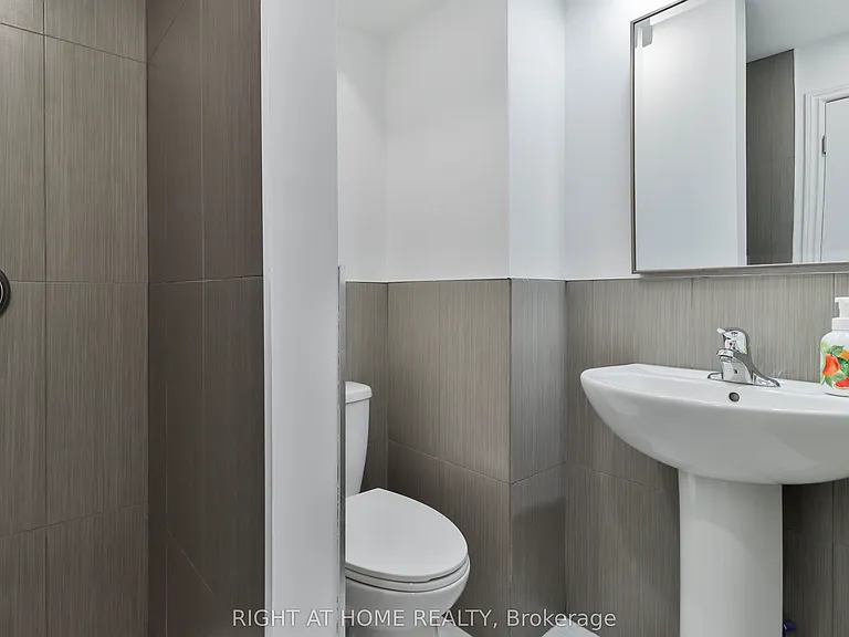 186 Cosgrove Dr #BASEMENT — Photo 20