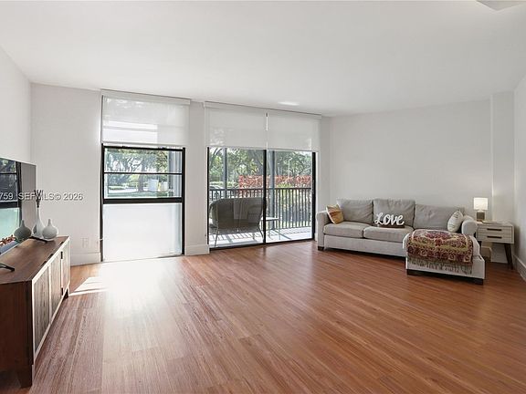 3rd image of 3101 N Country Club Dr APT 102