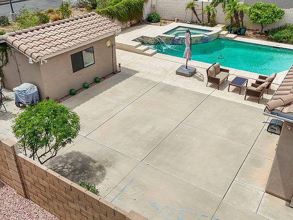 4th image of 13151 W Coronado Rd