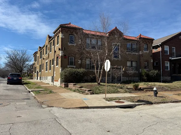 4921 Pernod Ave APT 2W, Saint Louis, MO 63139