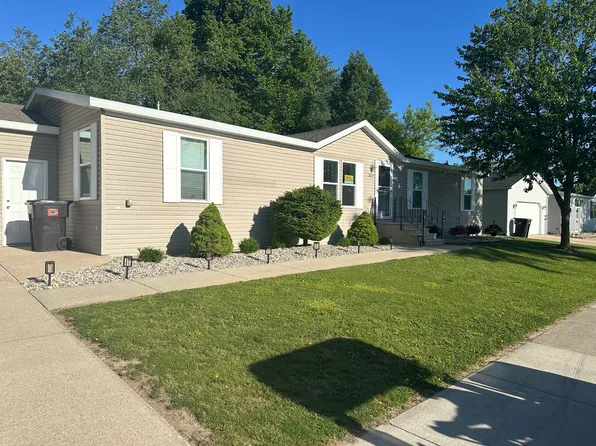 3049 Cobblestone Ln #40, Hudsonville, MI 49426