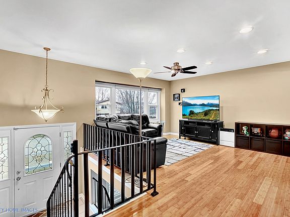 3rd image of 7741 166th St