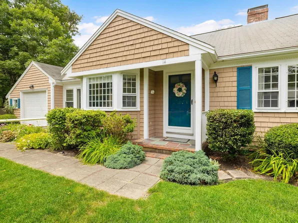 14 Fenway Street, South Yarmouth, MA 02664