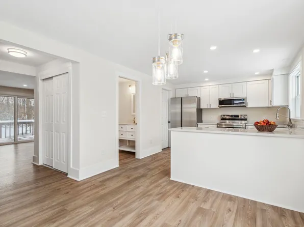 251 Knox Marsh Road #16, Dover, NH 03820