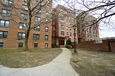 Sold by Anna Pinto Realty