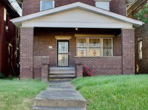 623 1st St, Huntington, WV 25701