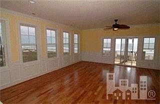 4th image of 609 S Carolina Beach Unit 1 Avenue #1