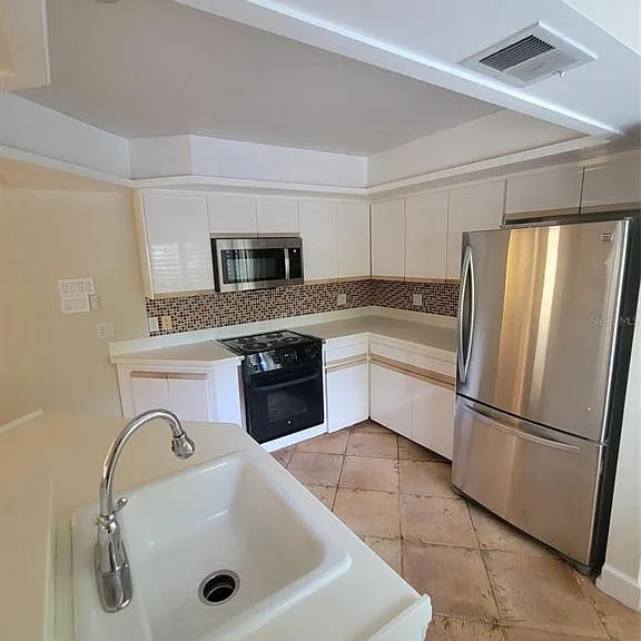 101 Cedar Point Ln — Photo 11