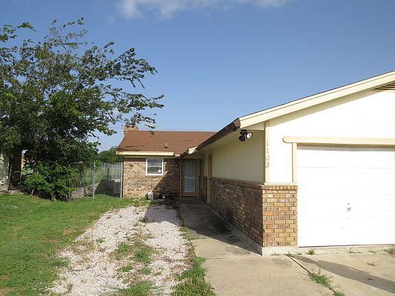 2nd image of 1103 Charisse Drive
