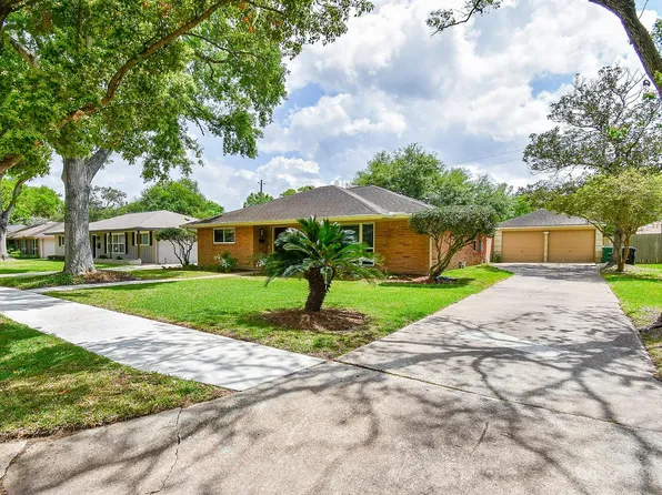 5727 Arboles Dr, Houston, TX 77035