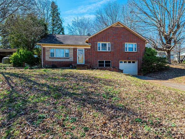 4238 Johnson Bridge Rd, Hickory, NC 28602