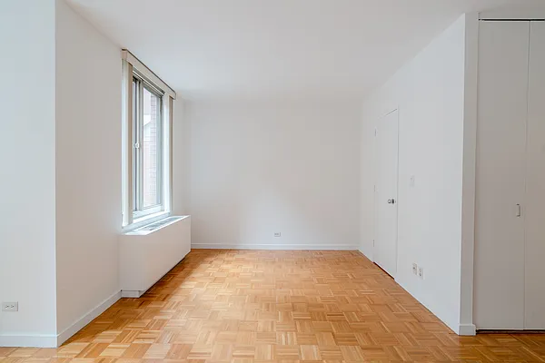 Rented by Corcoran | media 6