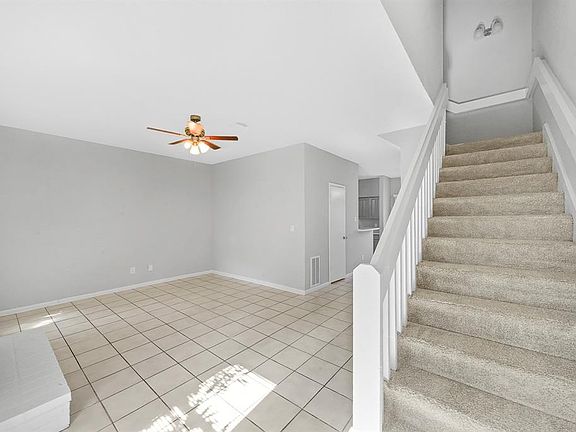 4th image of 12400 Brookglade Circle #8