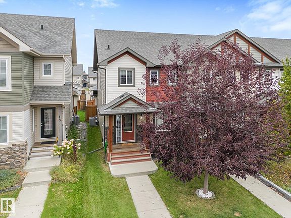 2nd image of 16 Meadowland Cres