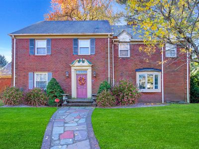 232 Stewart Avenue, Garden City, NY, 11530