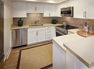 509 Promontory Dr W, Newport Beach, CA 92660