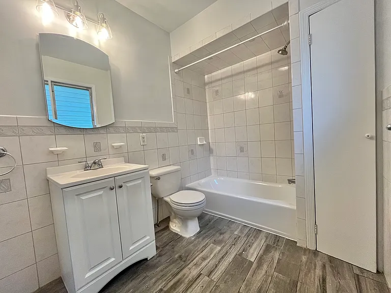 Lester Pl — Photo 11