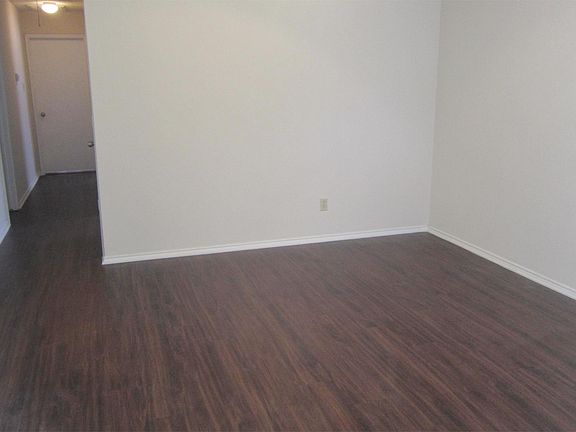 3rd image of 10255 Maverick Dr