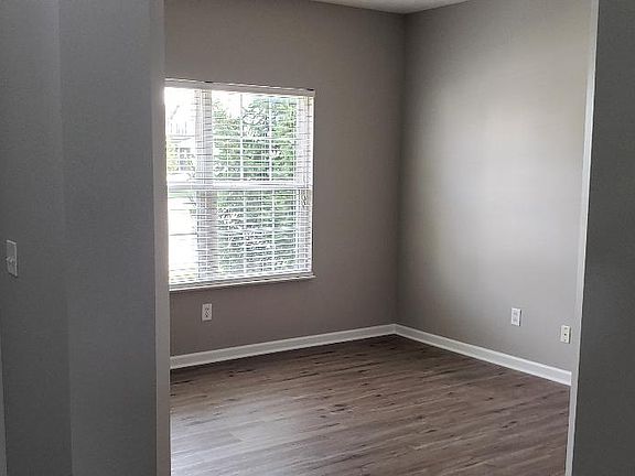 4th image of 3180 Winings Ln