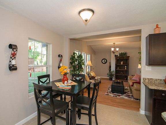 3rd image of 230 Cicero Dr