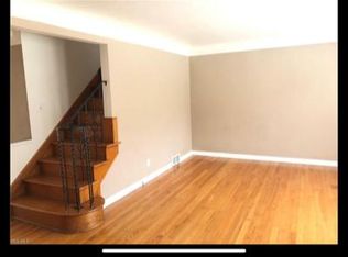 4980 Anderson Rd, Lyndhurst, OH 44124