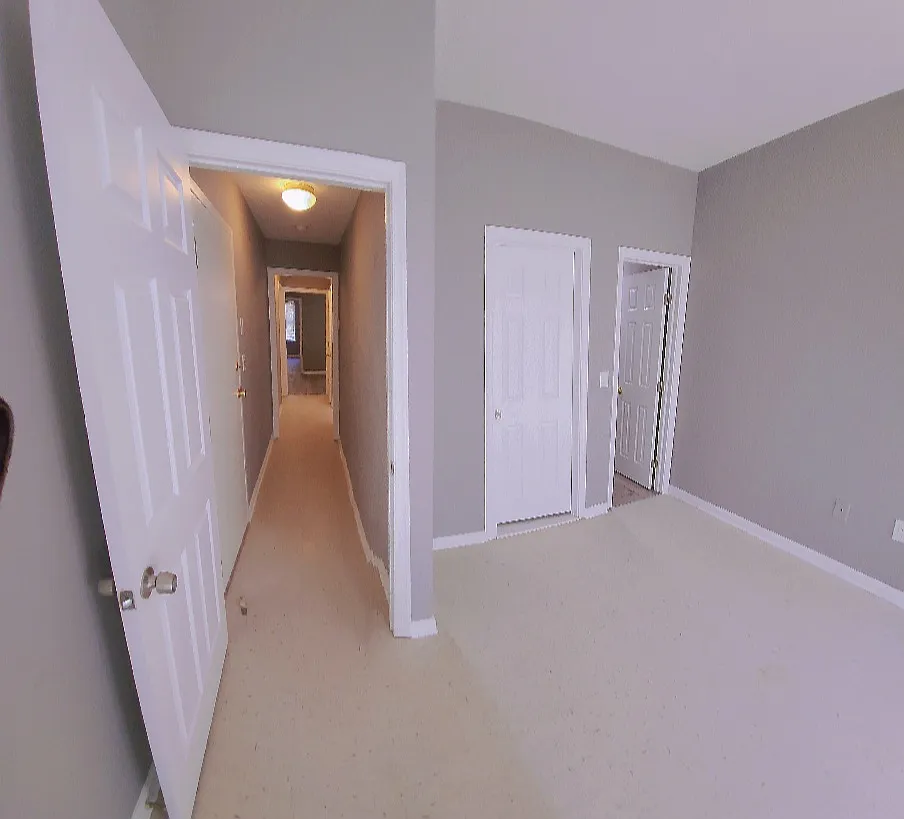 2 bed, 1200 sqft, $1,900 — Photo 4