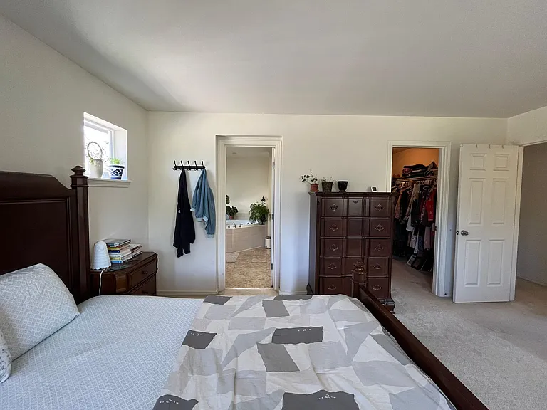 24024 SE 23rd St — Photo 19