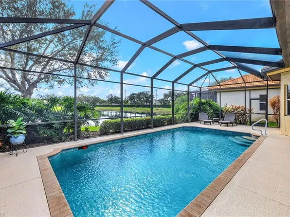 6074 Divot CT, NAPLES, FL 34113