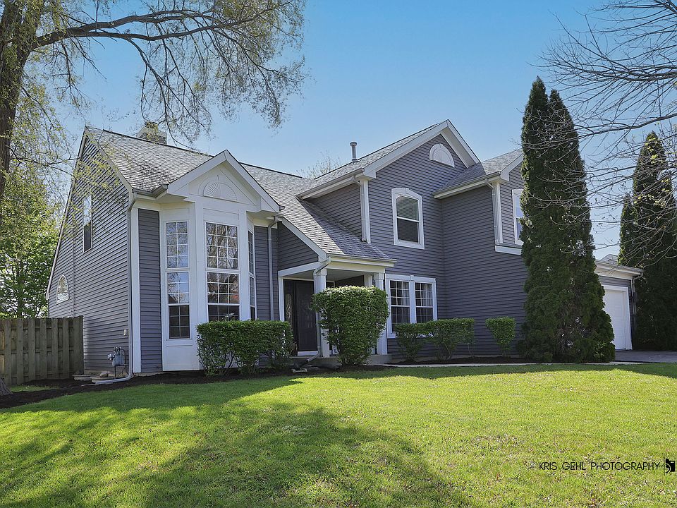 1st image of 859 Breeze Dr