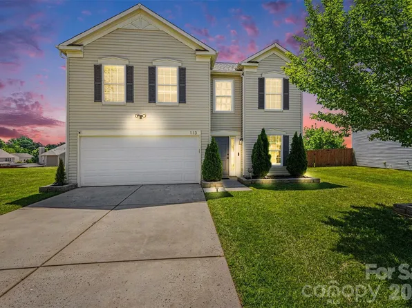 113 McGarty Pl, Mount Holly, NC 28120