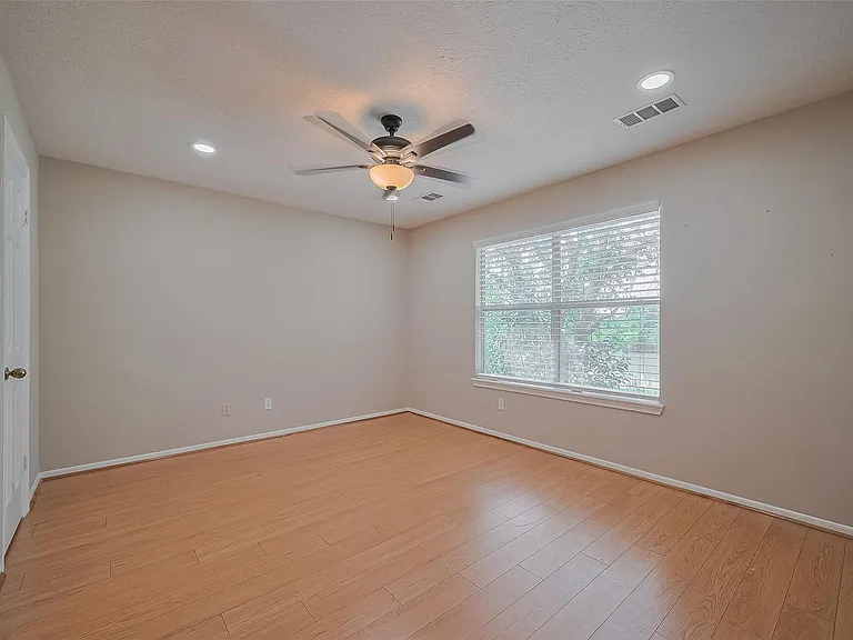 1123 Horseshoe Dr — Photo 43