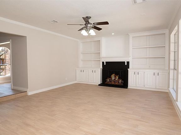 4th image of 14715 Long Oak Dr