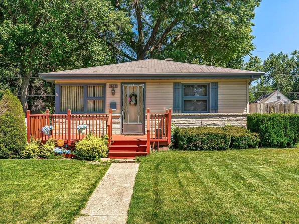 2811 Fredrickson St, South Bend, IN 46628
