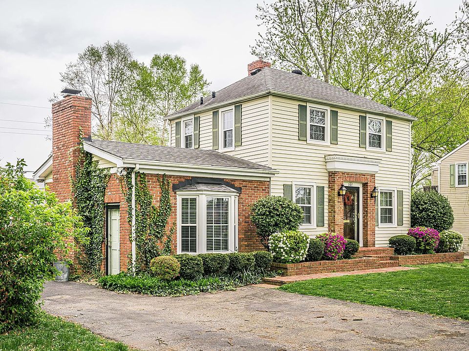 2nd image of 307 S Hubbards Ln
