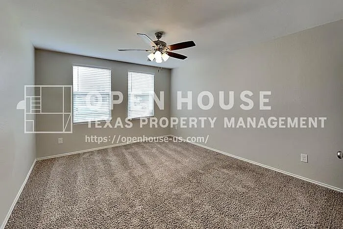 1417 Erin Dr — Photo 12