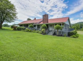 7186 Bryson City Rd, Franklin, NC 28734