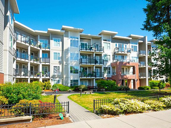 3rd image of 15956 86a Ave #304