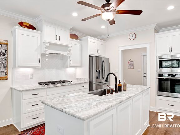 3rd image of 773 Culpeo Ave