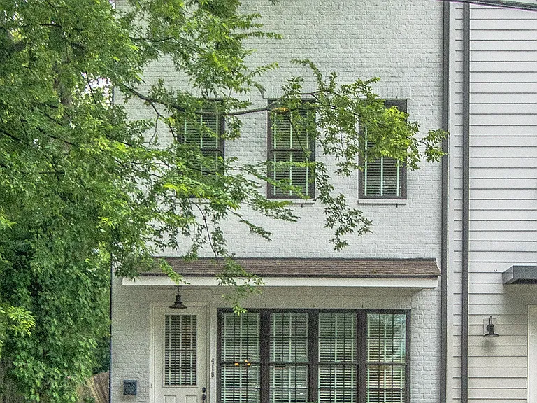 418 Douglas Ave — Photo 28