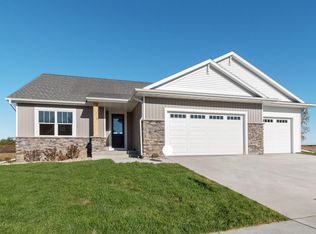 2021 Audubon Dr, Ames, IA 50010