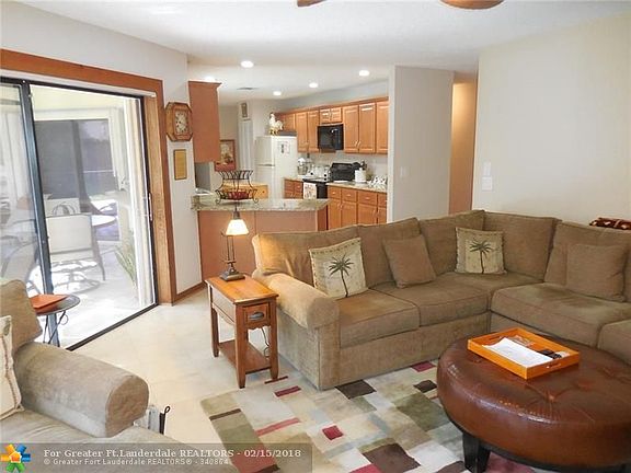 5th image of 1086 NW 97th Ave