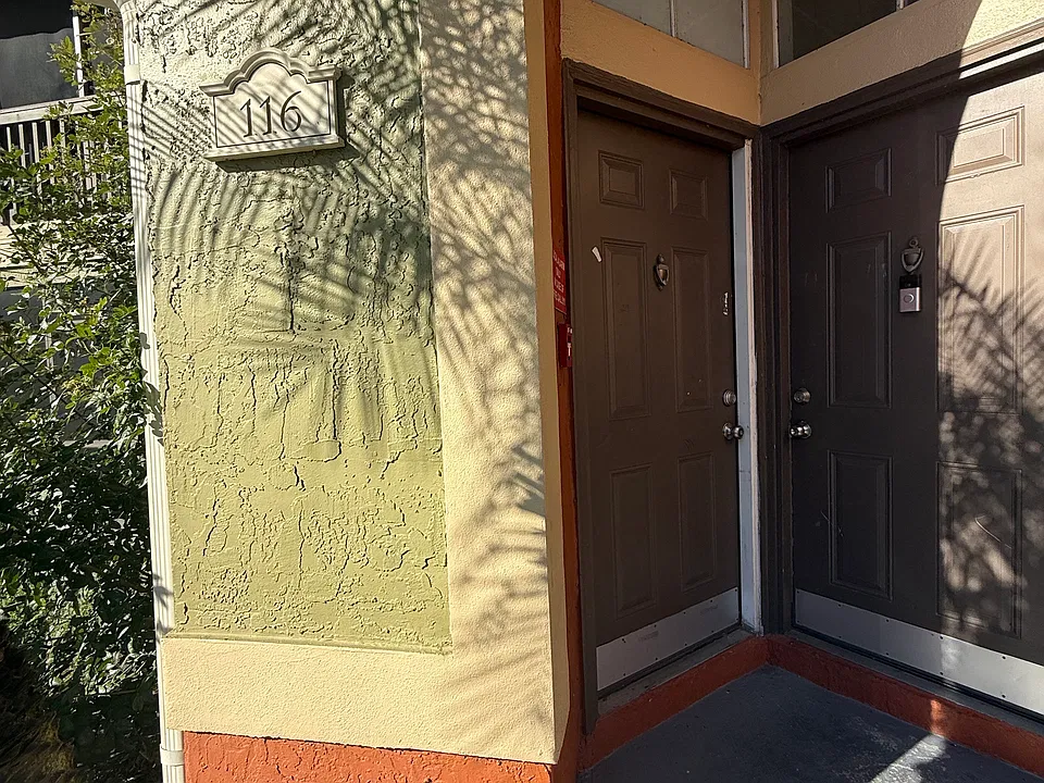 421 Fountainhead Cir #116