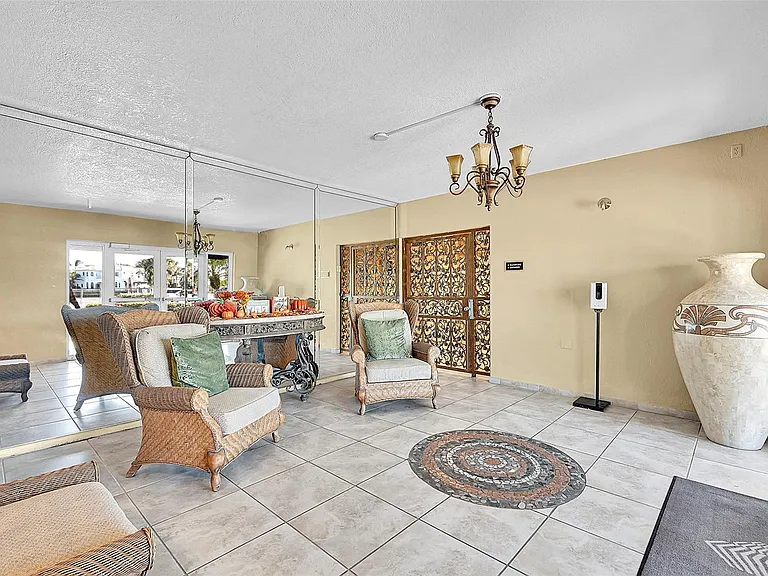 1401 S Ocean Dr #304 — Photo 38