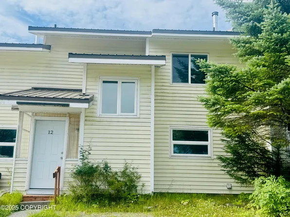 715 Lake Ave #12-B, Cordova, AK 99574