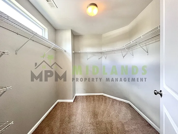 356 Eagle Feather Loop — Photo 41