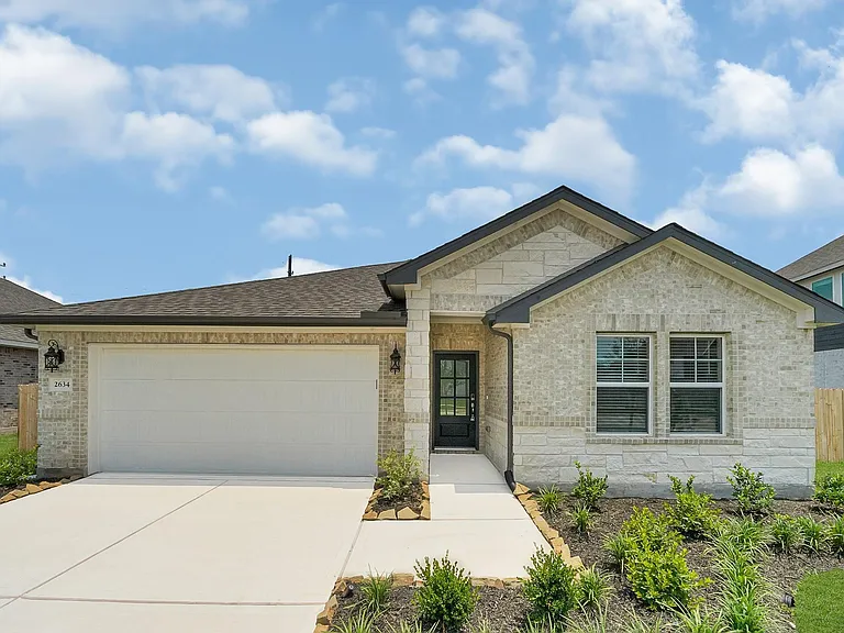 2634 Chivalry Ln — Photo 1