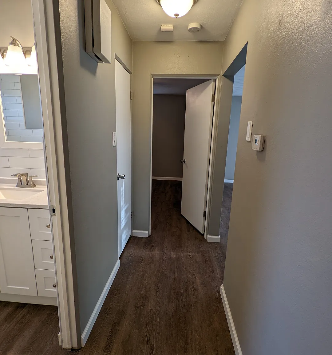 2 bed, 1040 sqft, $1,650 — Photo 3