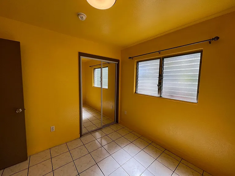 234 Oneawa St #B — Photo 4